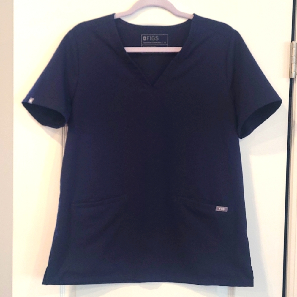 Figs Casma Scrub Top navy size M